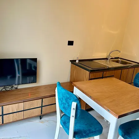 Shehu Apartment Zvernec
