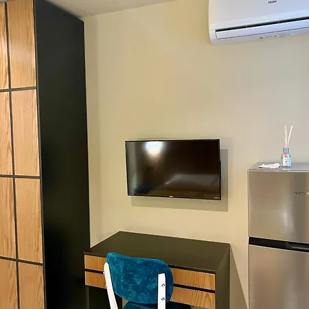 Shehu Apartment Zvernec