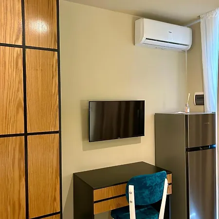 Shehu Apartment Zvernec